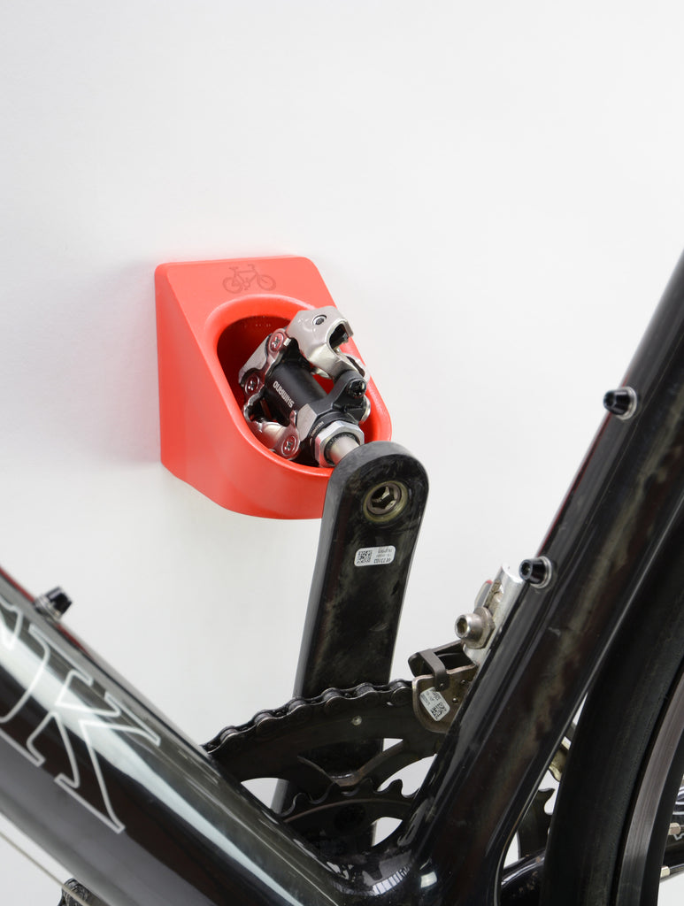 red cycling products fahrrad wandhalter pedal Cycloc Super Hero